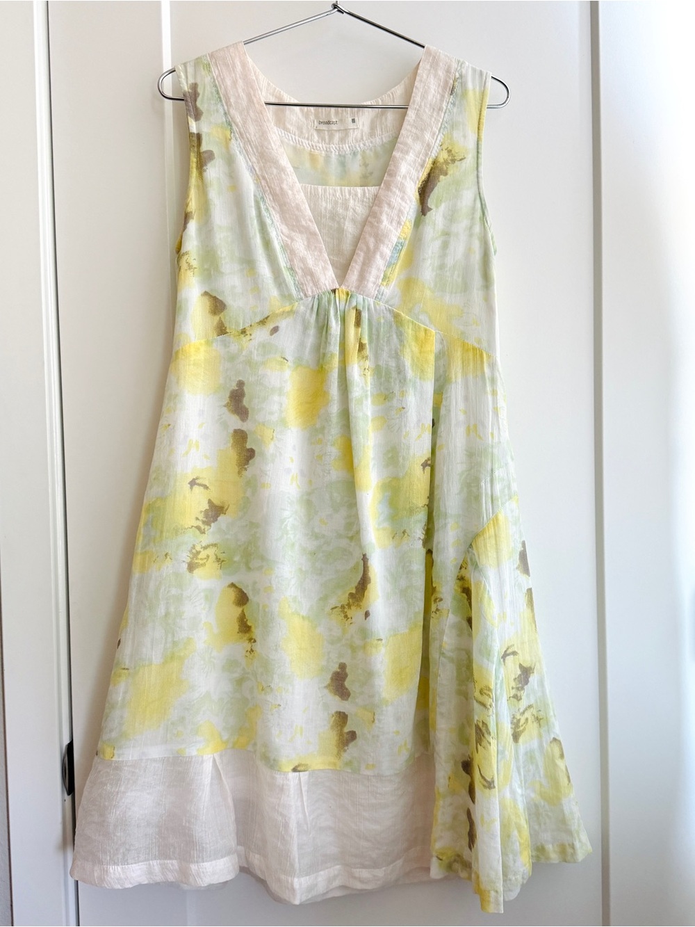 Broadcast Sleeveless Floral Print Midi Dress